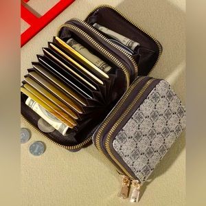 NWT Zipper Coin Card case